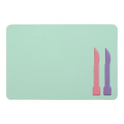 Дошка для пластиліну В5 (22*15)+стеки, пластик, салатова. ZIBI 6913-15
