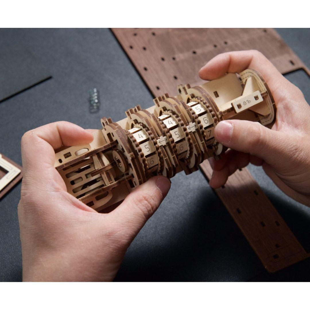 Пазли 3Д. Модель Книга секретів. ТМ Ugears 70265